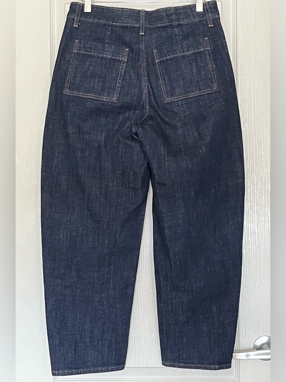 Old Navy High Rise Barrel Leg Denim Jeans Indigo Blue 4 Casual Chic Streetwear - Picture 2 of 14